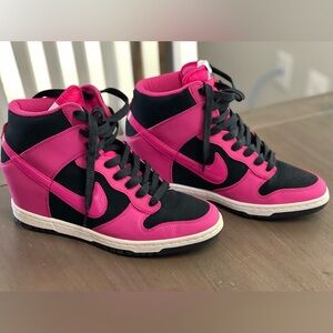 Nike wedge sneakers size 9